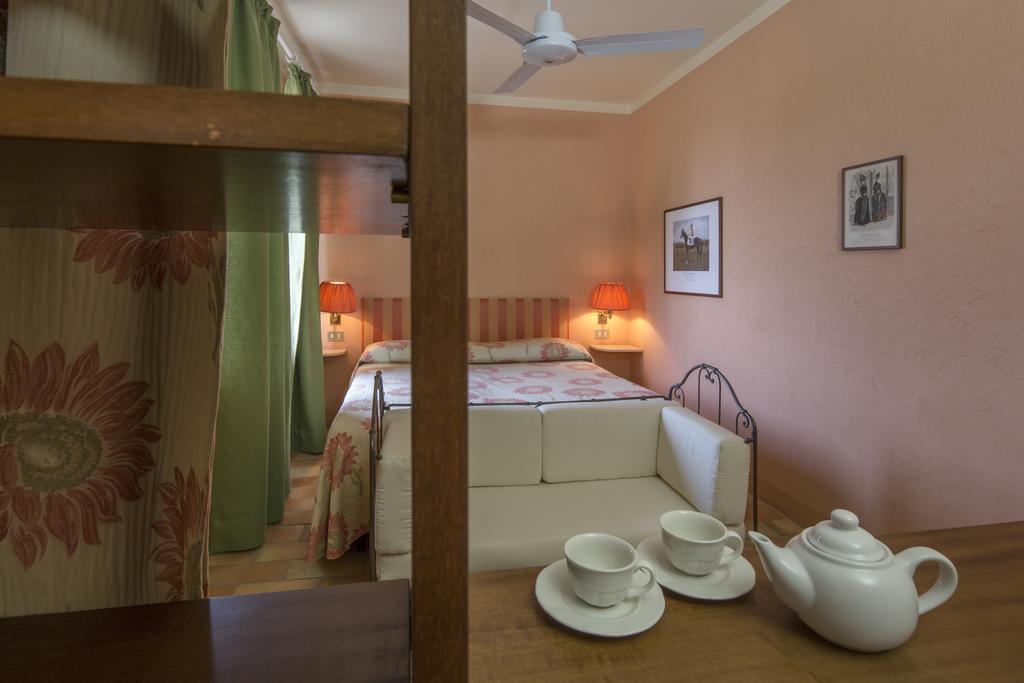 Agriturismo Il Torrione Πινερόλο Δωμάτιο φωτογραφία