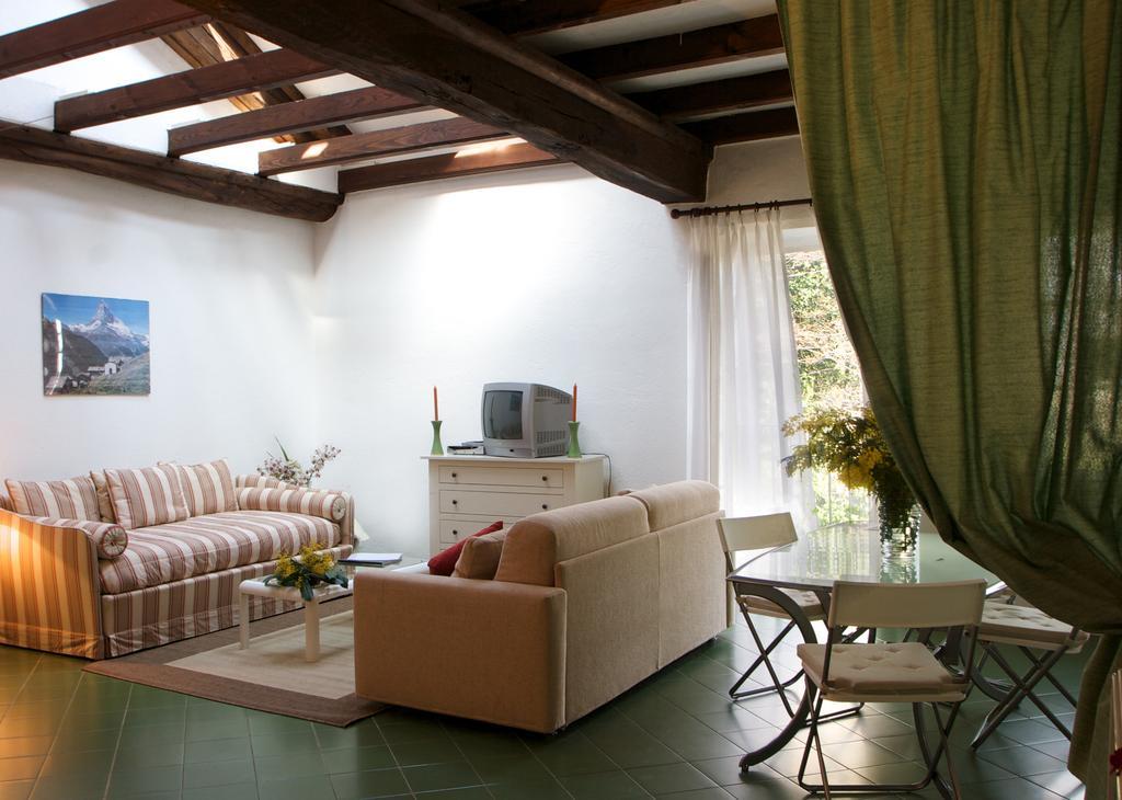 Agriturismo Il Torrione Πινερόλο Δωμάτιο φωτογραφία