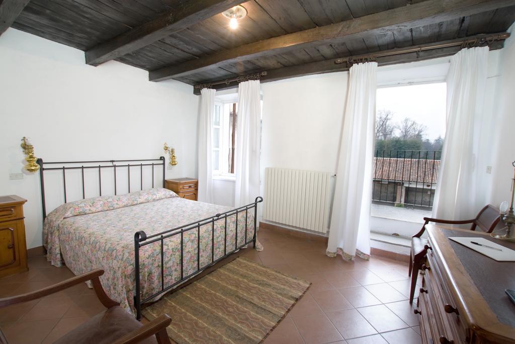 Agriturismo Il Torrione Πινερόλο Δωμάτιο φωτογραφία